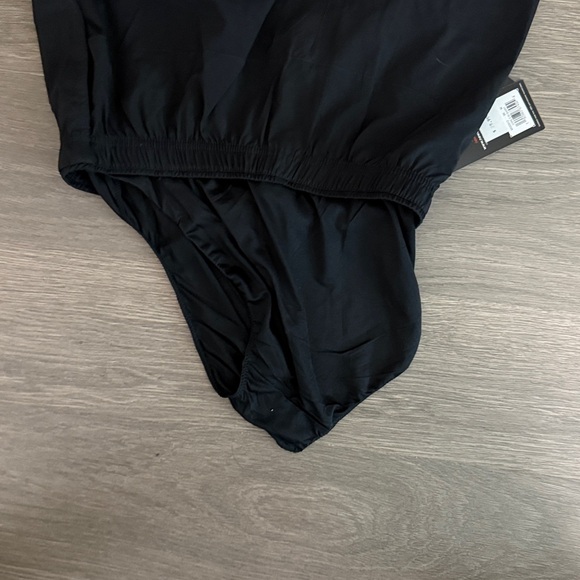 New Balance Men's Black Athletic Shorts - Picture 3 of 3